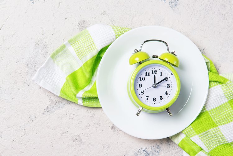 Intermittent fasting. Informații de bază despre postul intermitent