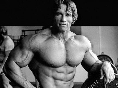 Antrenamentul 6-Pack al lui Arnold Schwarzenegger