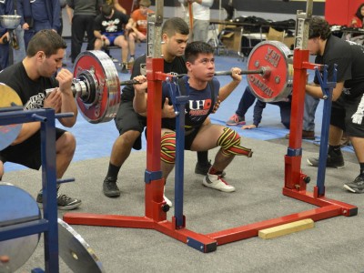 Cum participi la prima ta competiție de powerlifting