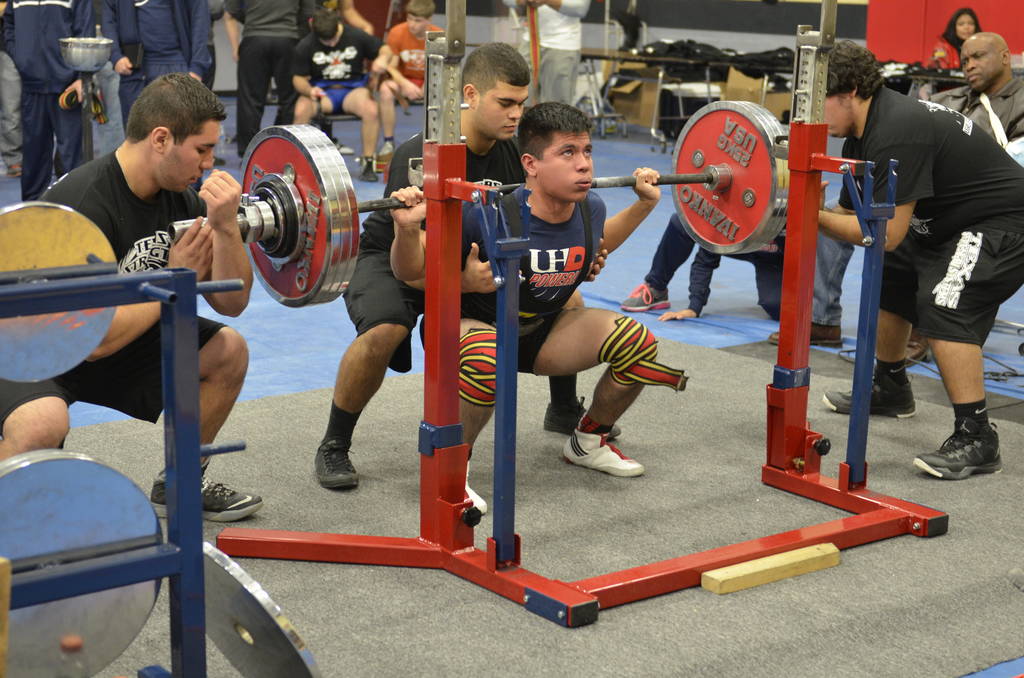 Cum participi la prima ta competiție de powerlifting